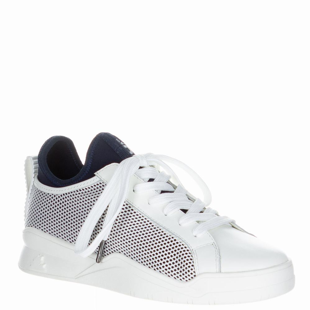 White Women's Pajar Yeira Sneakers | AOU1836UT